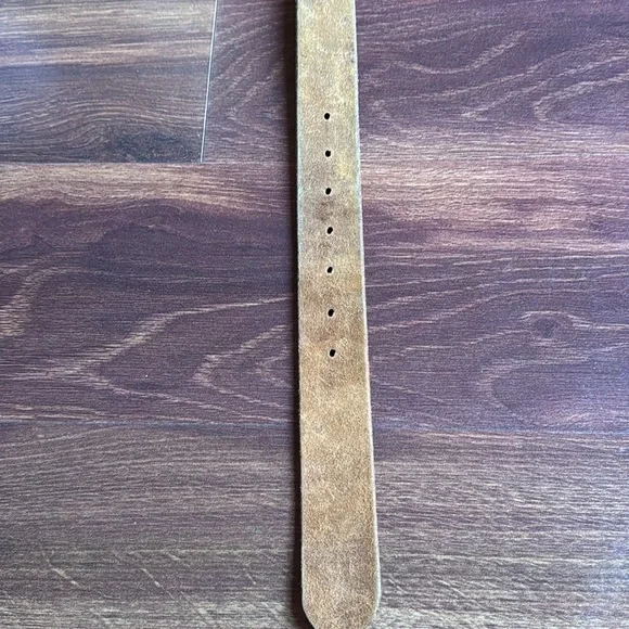 Brown Leather Belt with Metal Buckle - Picture 4 of 8